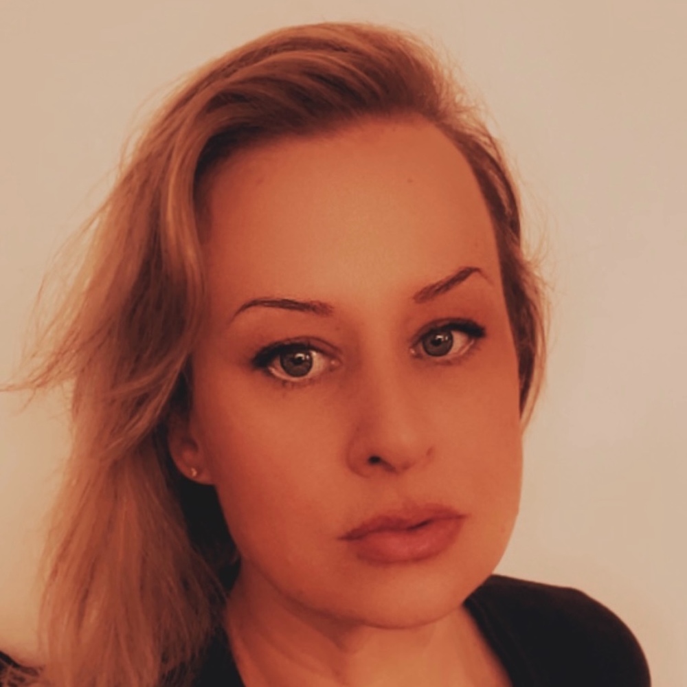 Meet your Posher, Edith